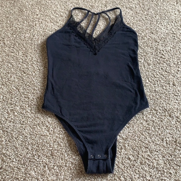 💌bundle3for15%off💌 BLACK BODYSUIT 🖤 GOOD BASIC - Picture 2 of 5